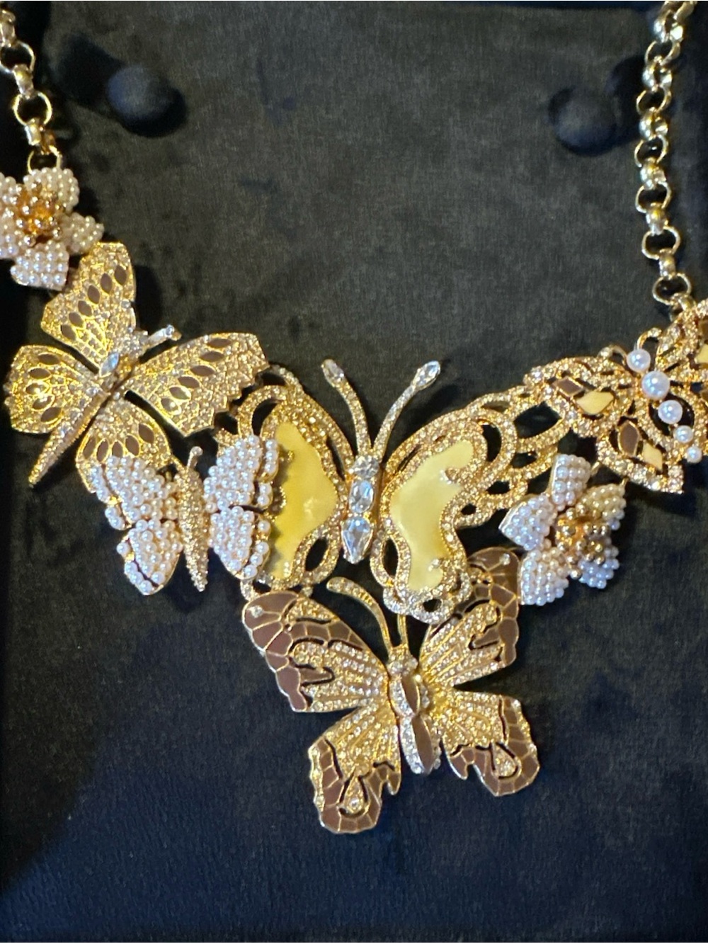 Joan Rivers LIMITED EDITION SEED PEARL BUTTERFLIES NECKLACE